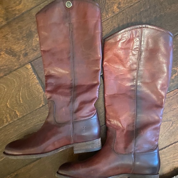 New, never worn Frye Melissa Boots size 6 brown - Picture 3 of 8